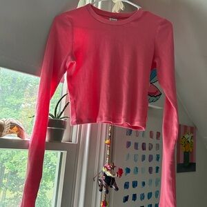 Aritzia Tna Rare Pink Color Long Sleeve Cropped Shirt